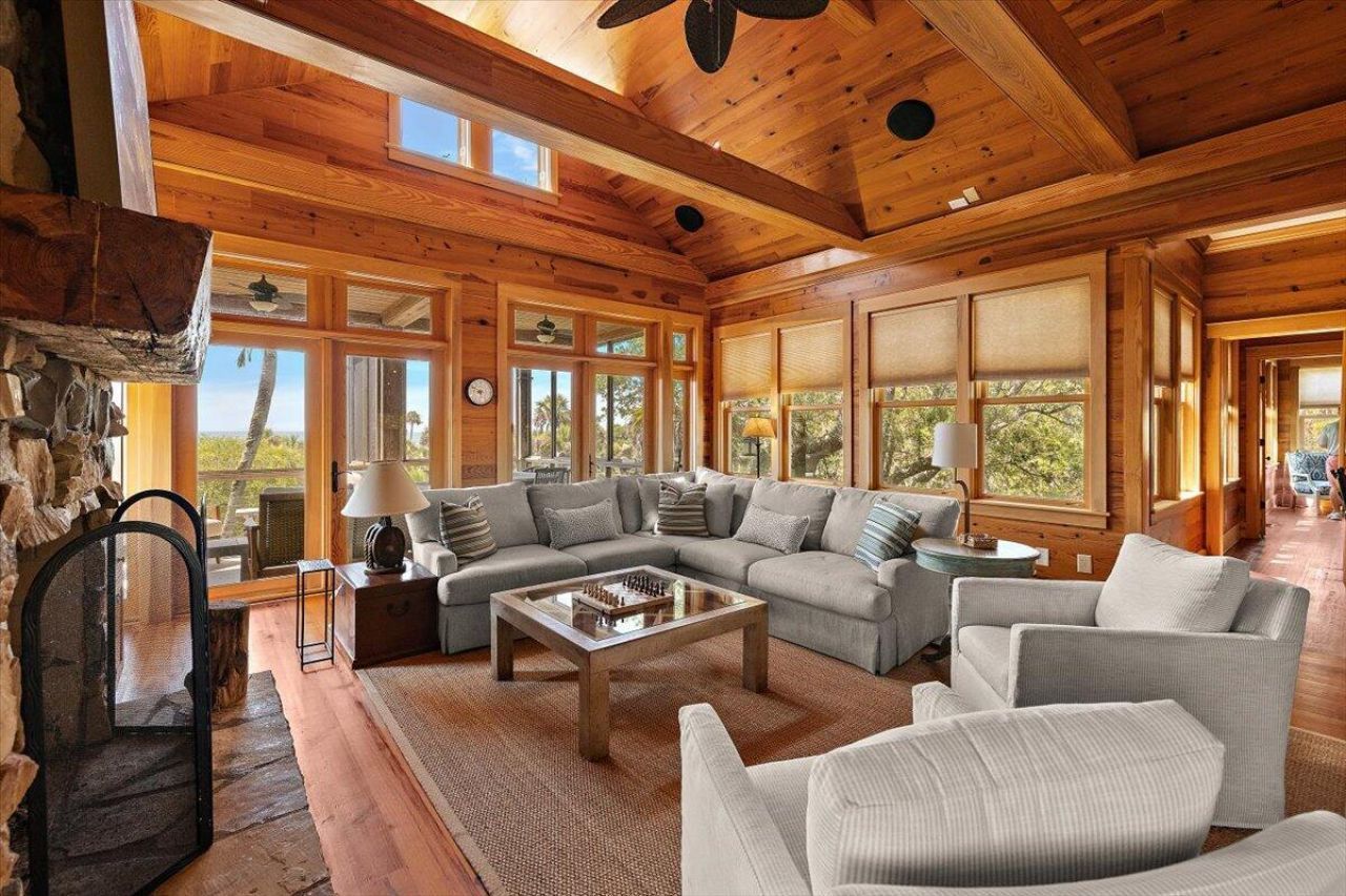 311 Pelican Flight Drive Photo 10