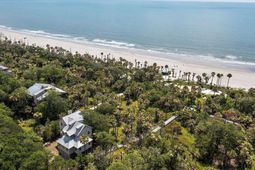 311 Pelican Flight Drive photo 4