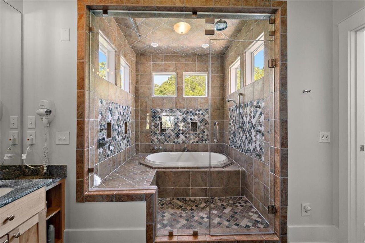 311 Pelican Flight Drive Photo 27