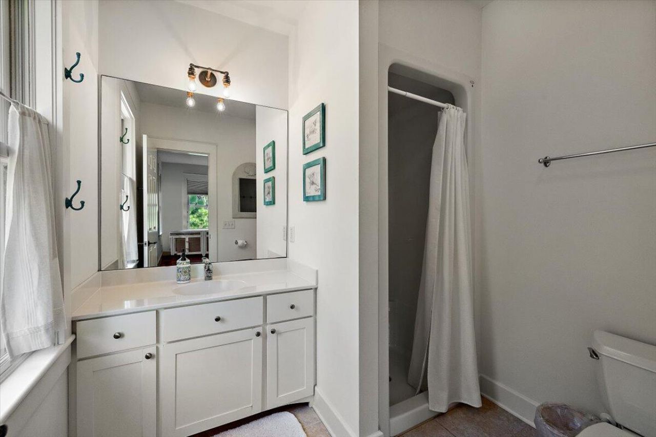 311 Pelican Flight Drive Photo 37