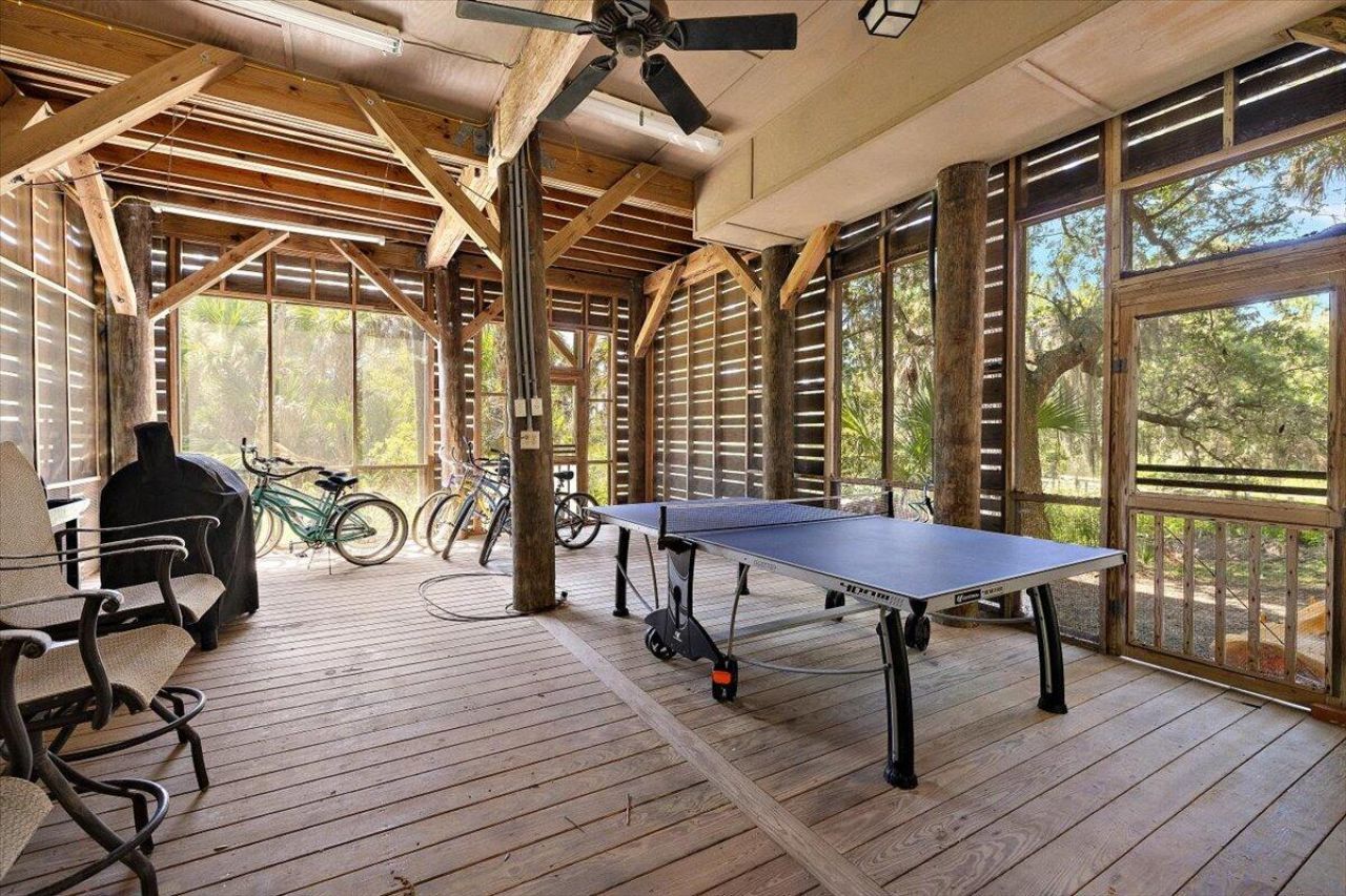 311 Pelican Flight Drive Photo 46