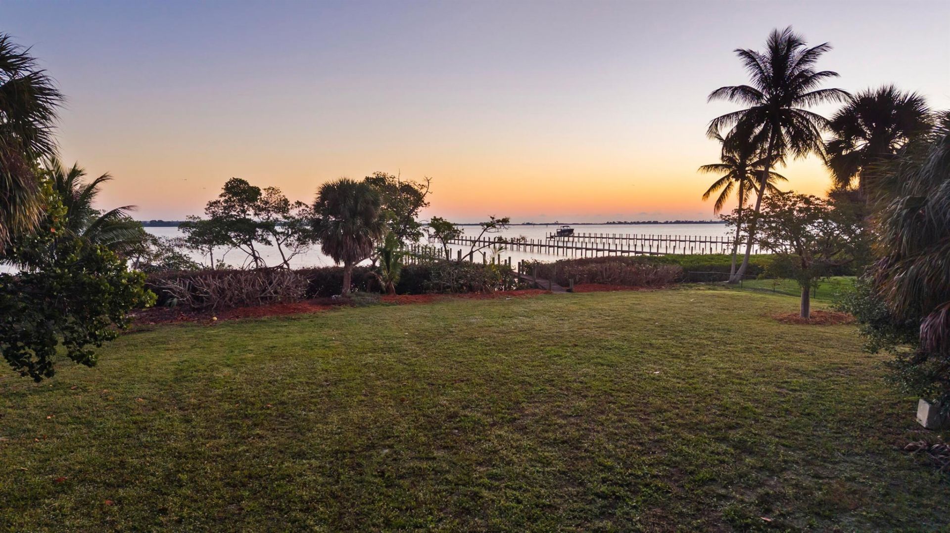 36 S Sewalls Point Road, Sewalls Point, FL 34996 Photo