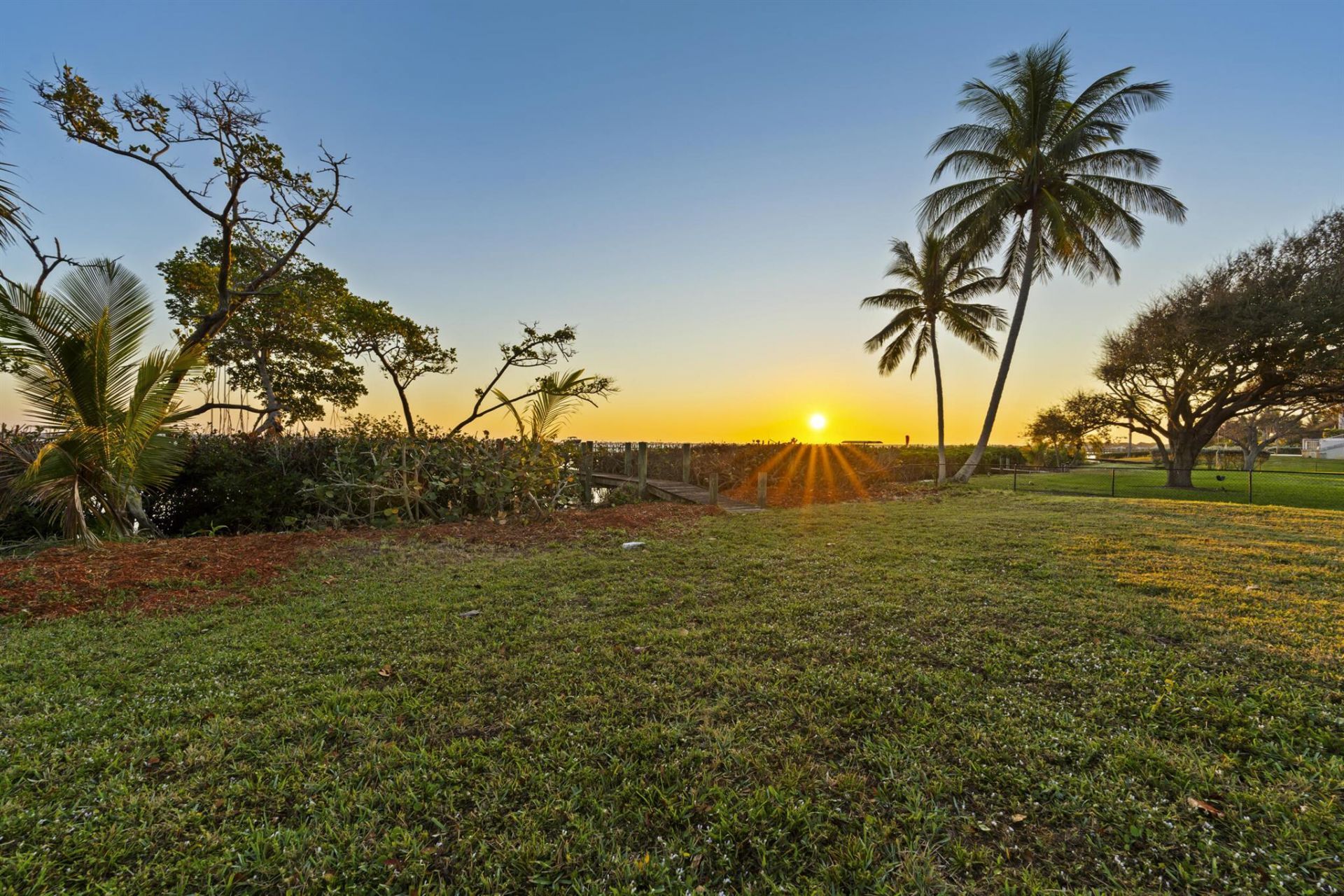 36 S Sewalls Point Road, Sewalls Point, FL 34996 Photo