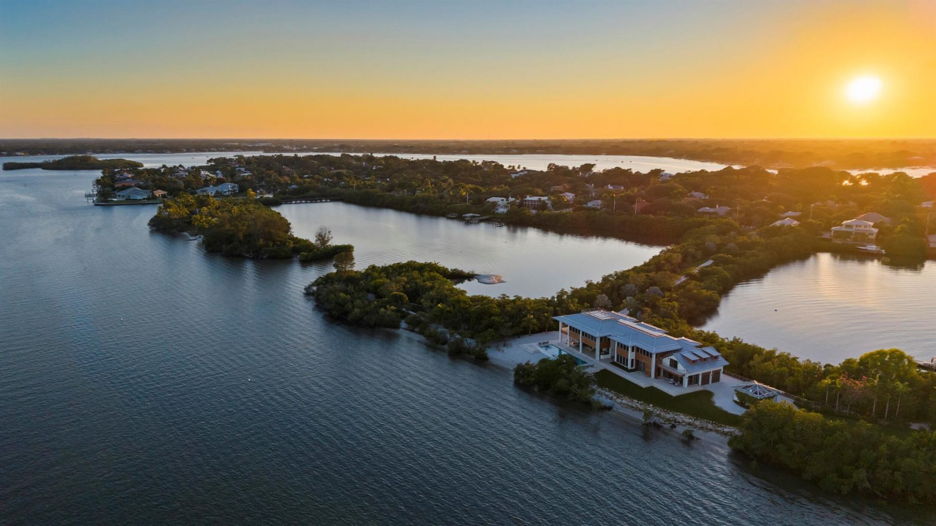 36 S Sewalls Point Road, Sewalls Point, FL 34996 Photo