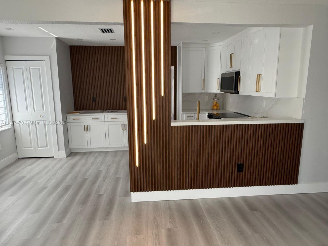 3601 NW 4th St, Miami, FL 33125 Photo