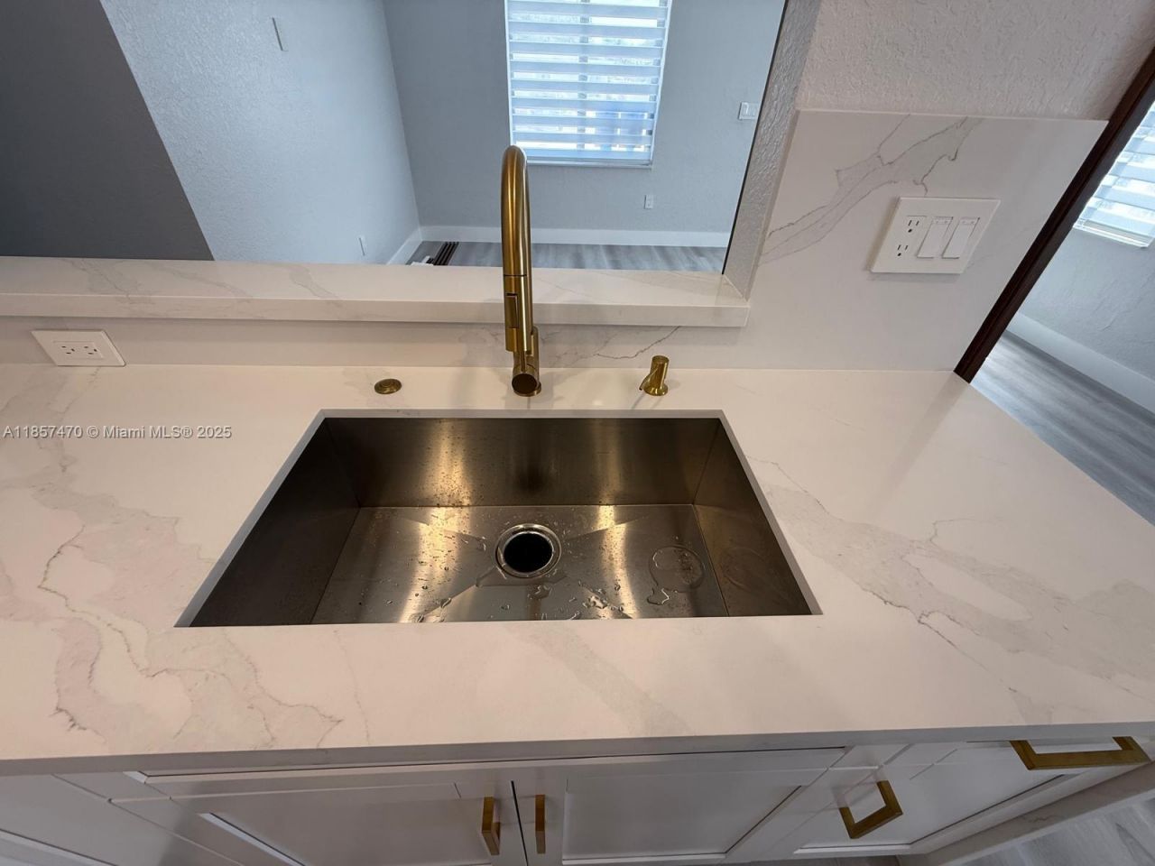 3601 NW 4th St, Miami, FL 33125 Photo