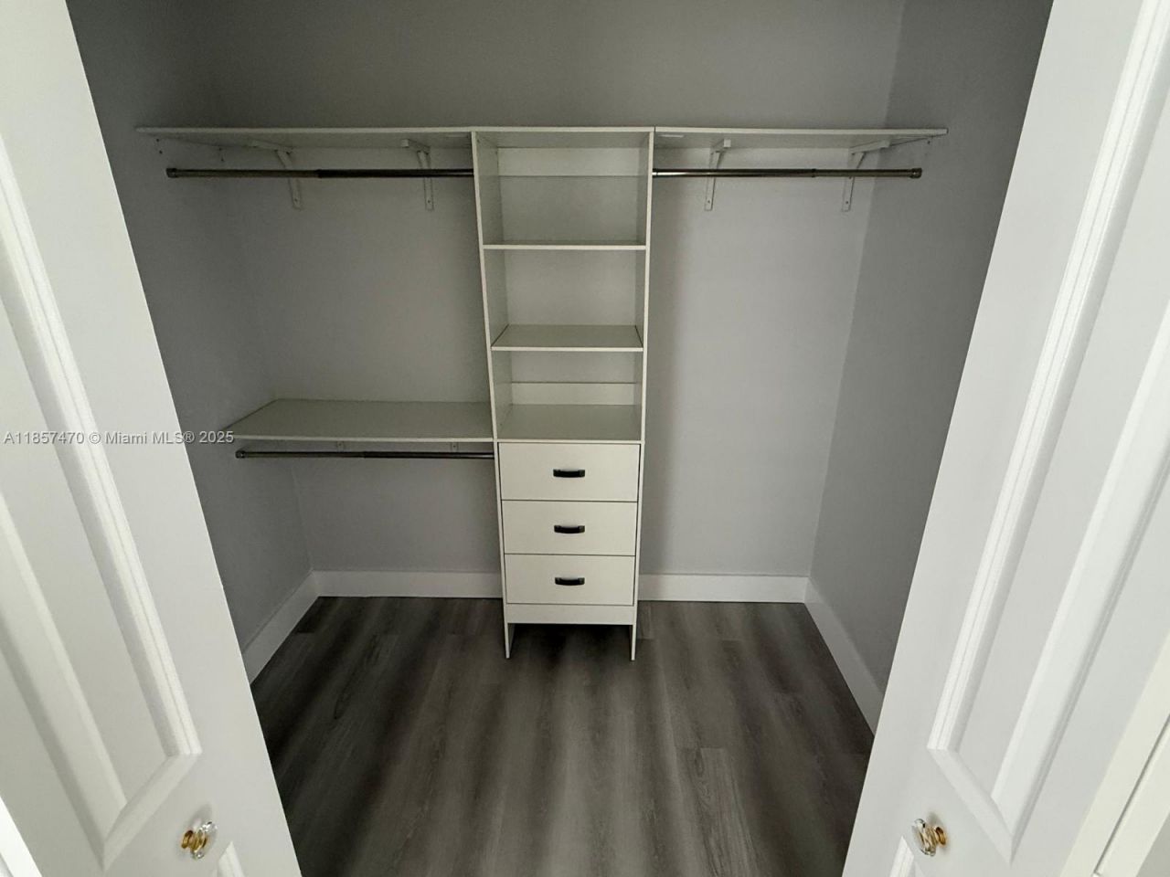 3601 NW 4th St, Miami, FL 33125 Photo