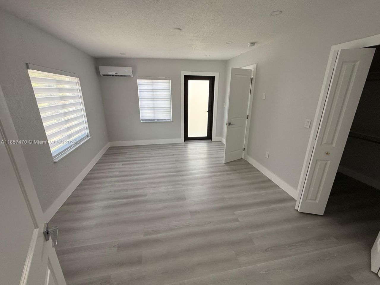 3601 NW 4th St, Miami, FL 33125 Photo