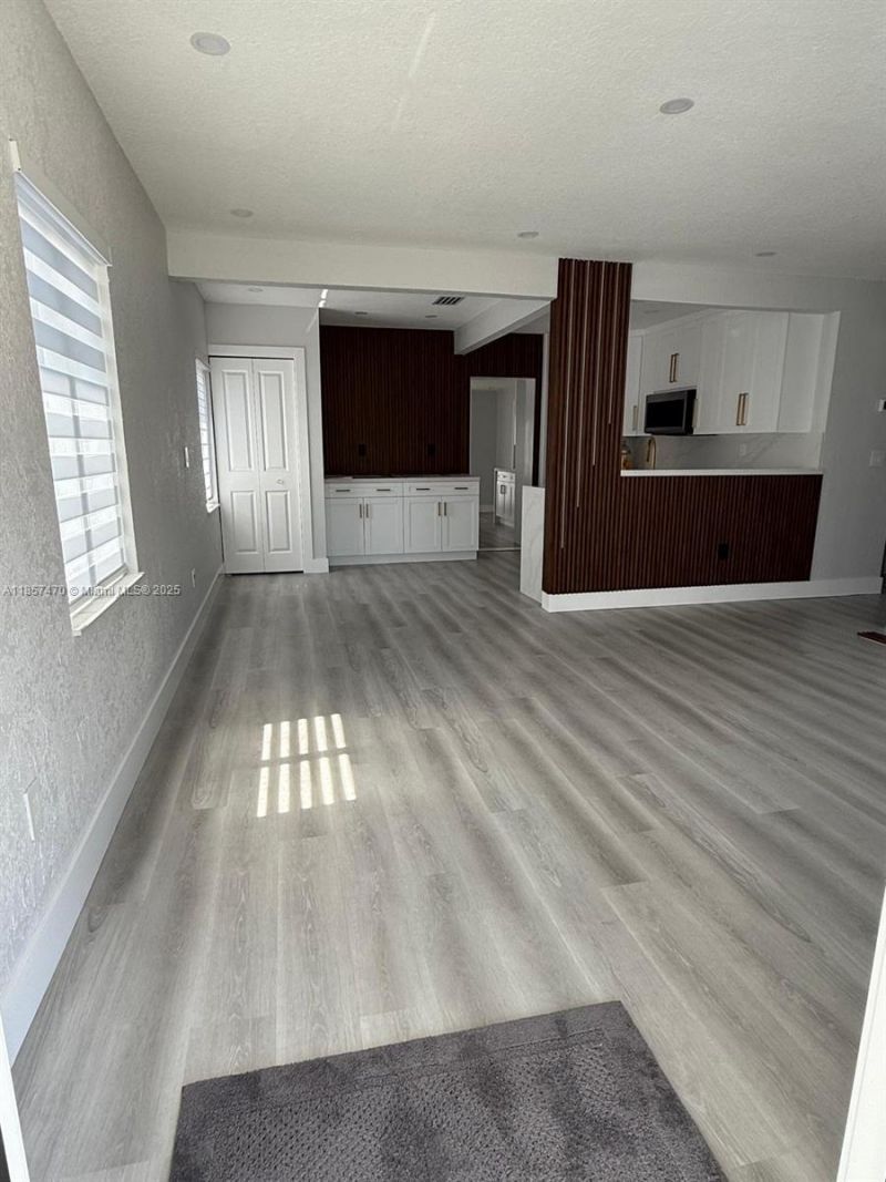 3601 NW 4th St, Miami, FL 33125 Photo