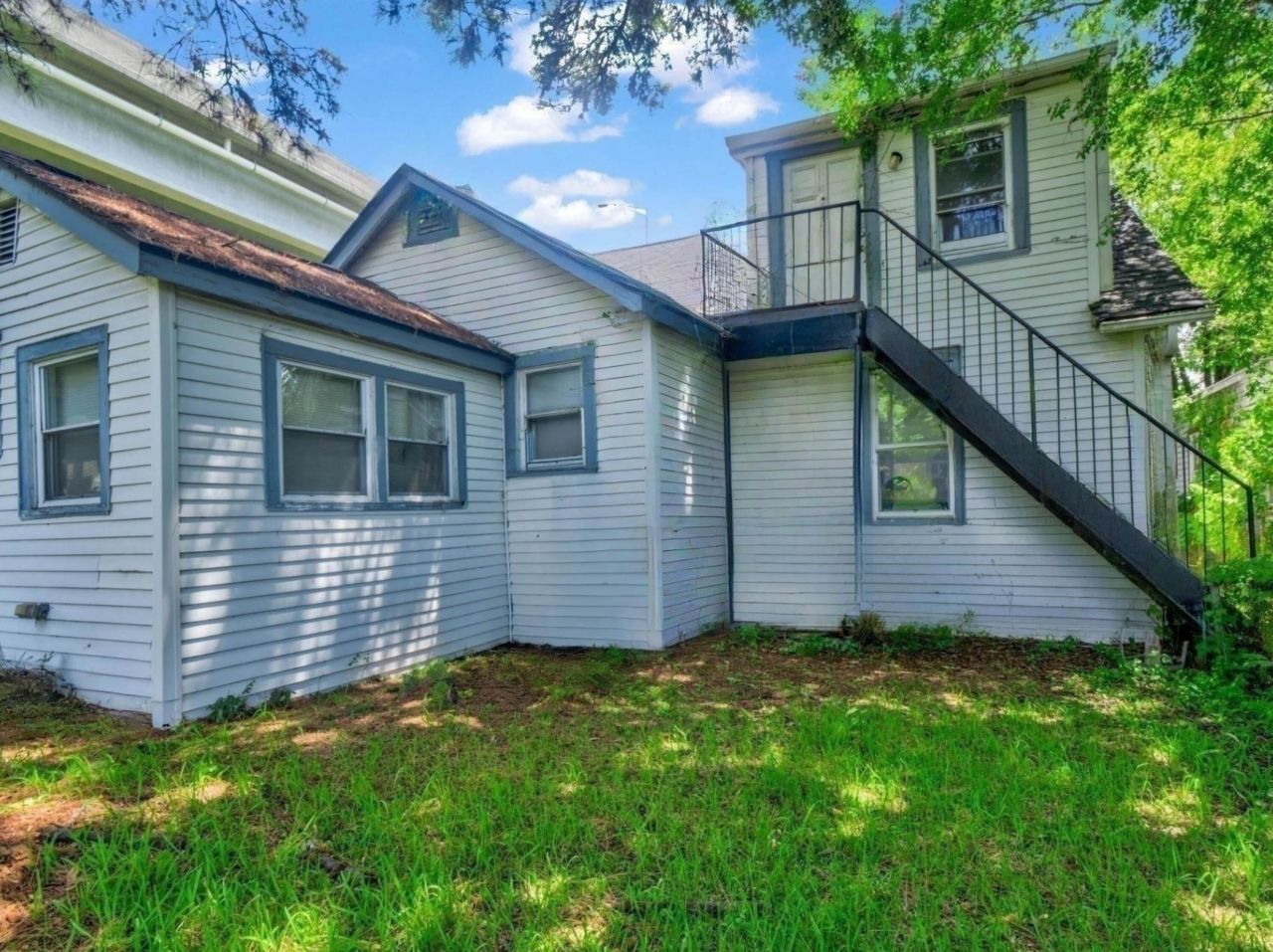 4 Poplar Street Photo 24