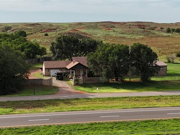 21508 S Frontage Road, Foss, OK 73647