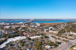 341 Johnnie Dodds Blvd Boulevard photo 4