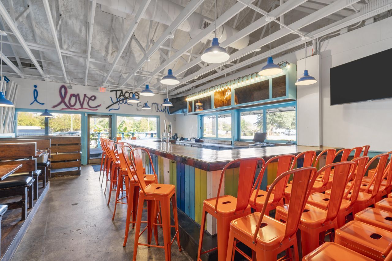 341 Johnnie Dodds Blvd Boulevard Photo 6