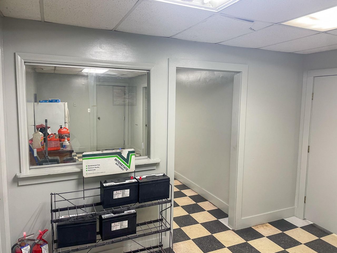 2423 Homestead Road Photo 4