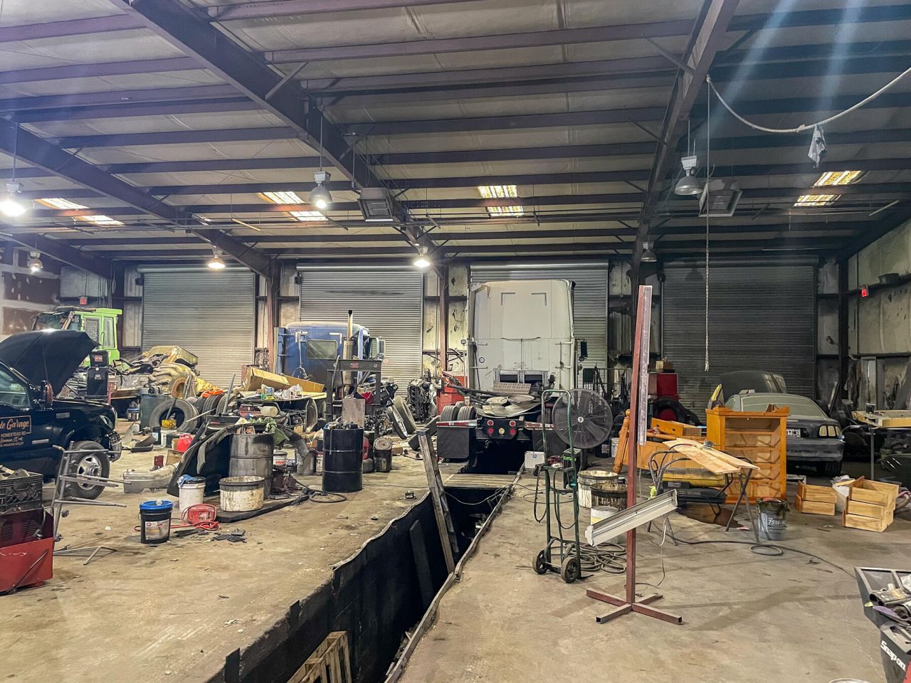 2423 Homestead Road Photo 7