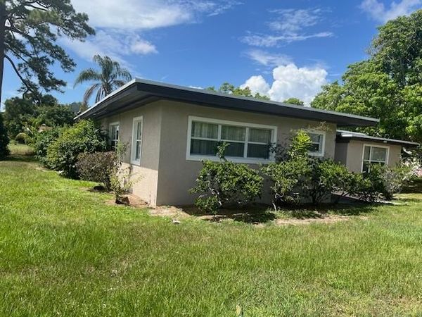 3701 S Avenue, Fort Pierce, FL 34947