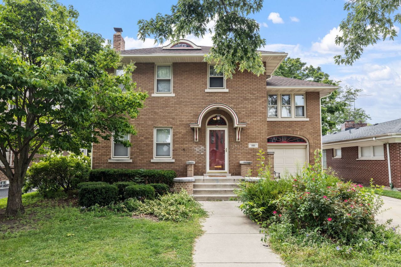 816 Sherwood Place, Joliet, IL 60435 Main Photo