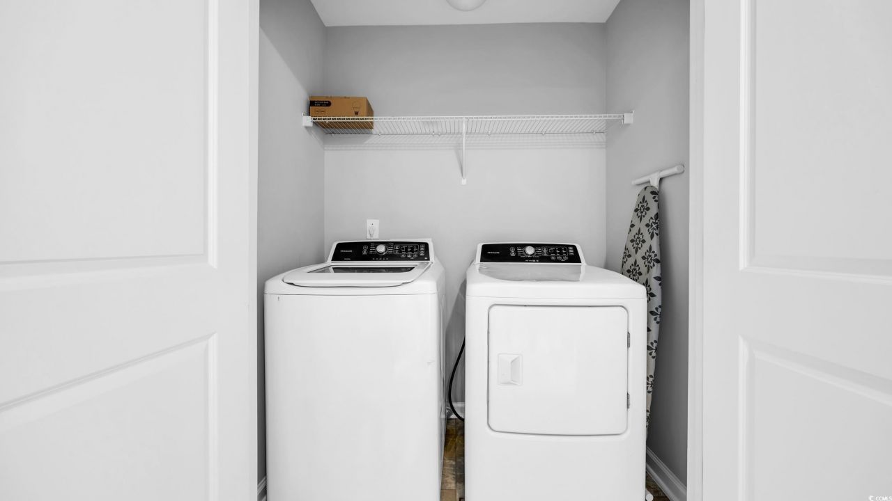 1125 Fairway Ln. Photo 11