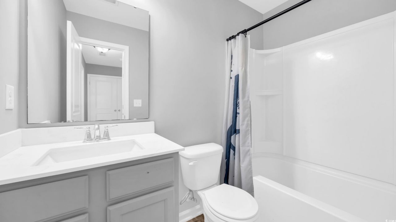 1125 Fairway Ln. Photo 16