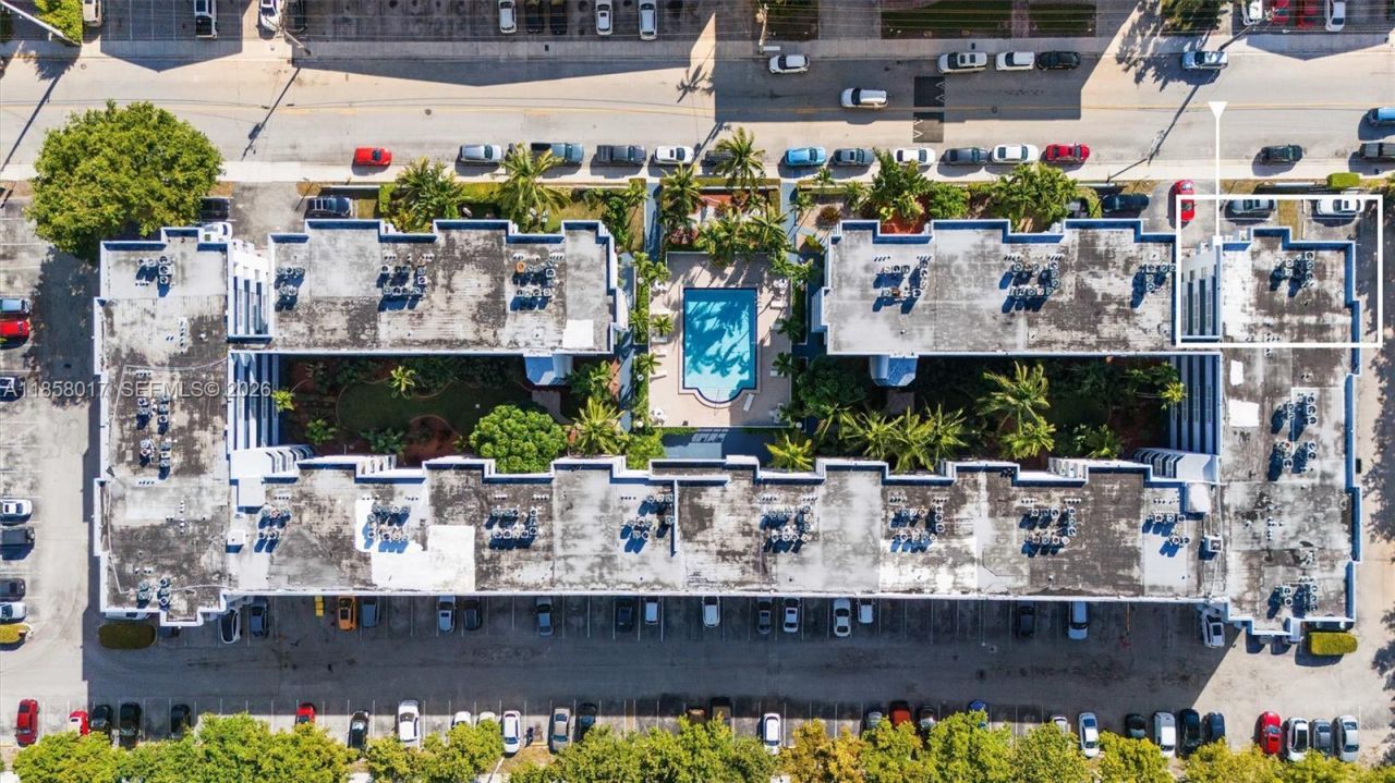 1801 S Treasure Dr, Unit 217, North Bay Village, FL 33141 Photo