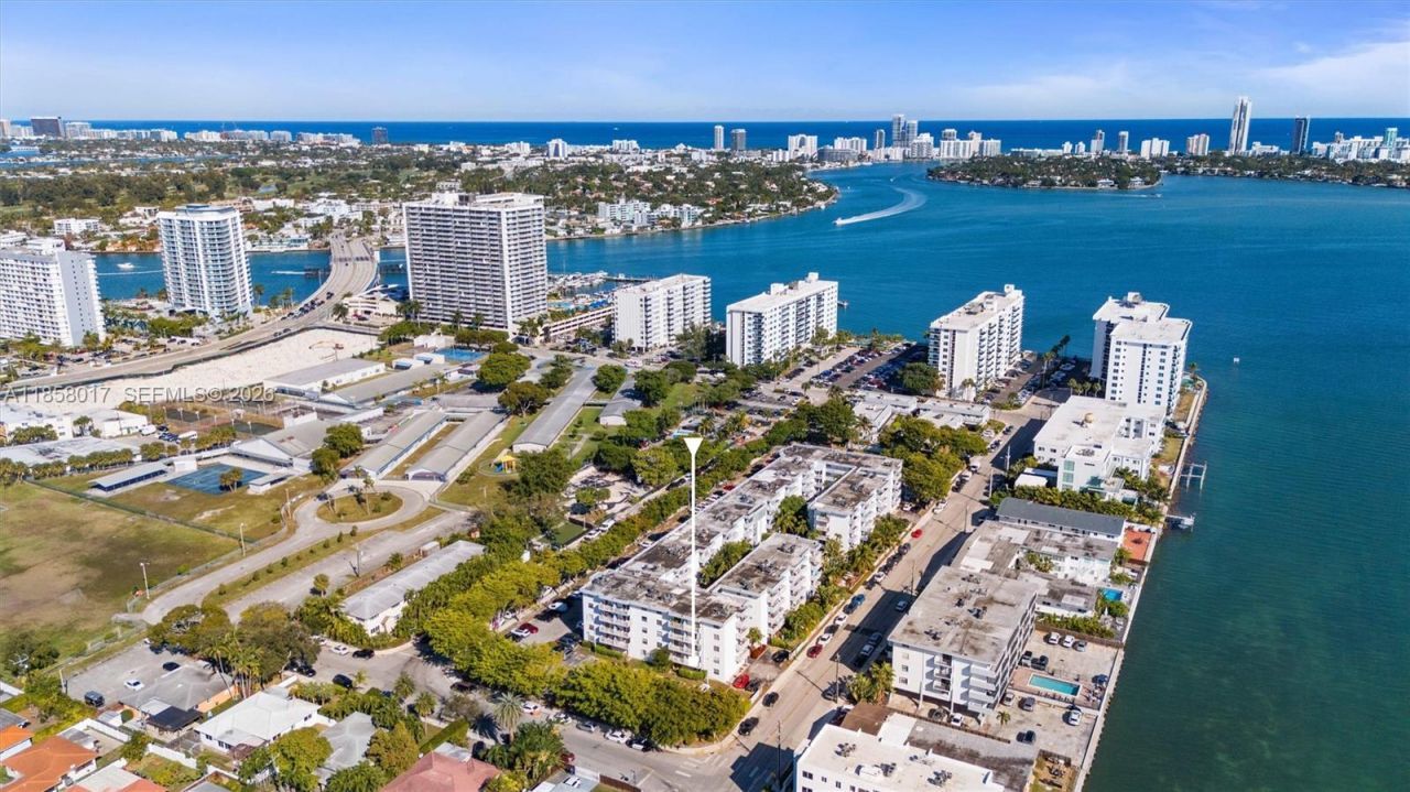 1801 S Treasure Dr, Unit 217, North Bay Village, FL 33141 Photo