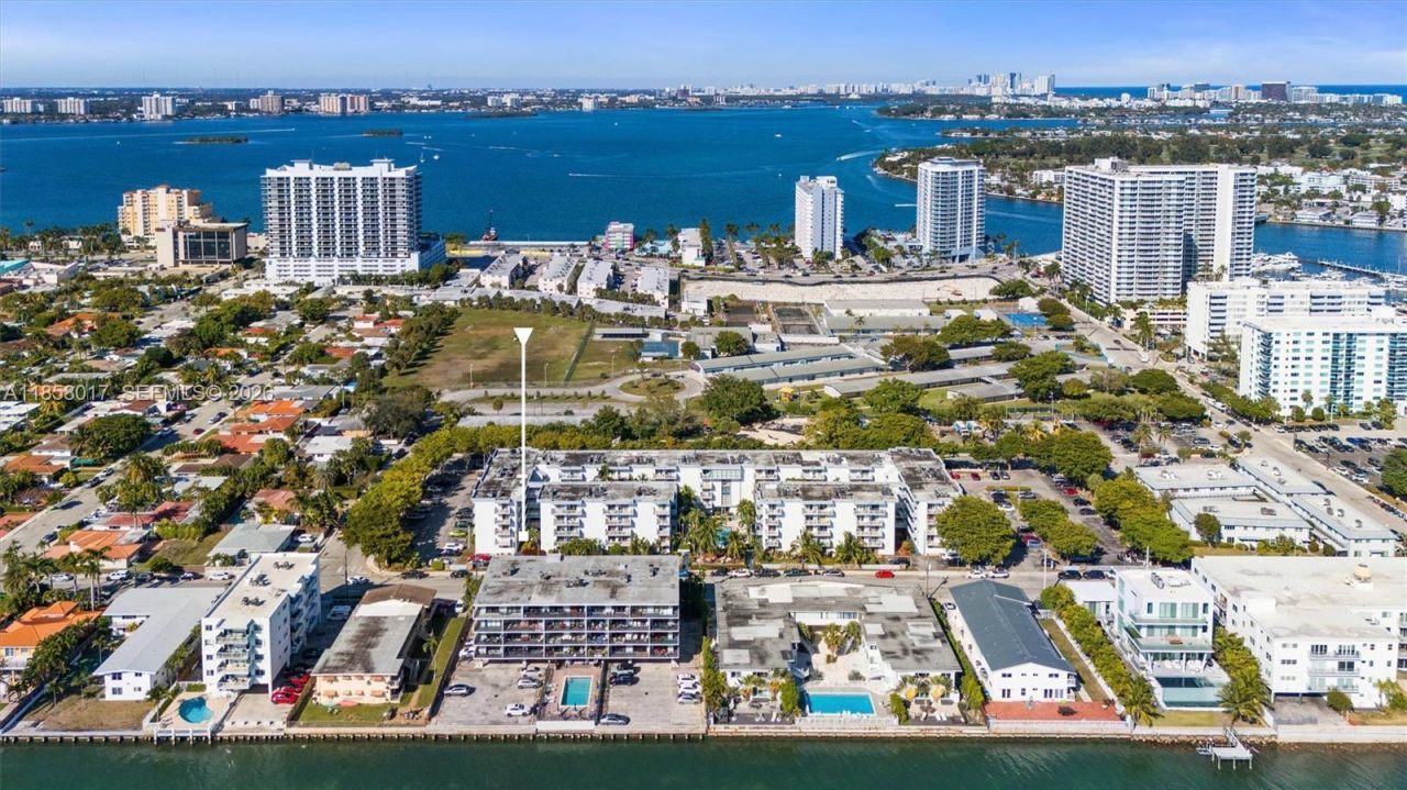 1801 S Treasure Dr, Unit 217, North Bay Village, FL 33141 Photo