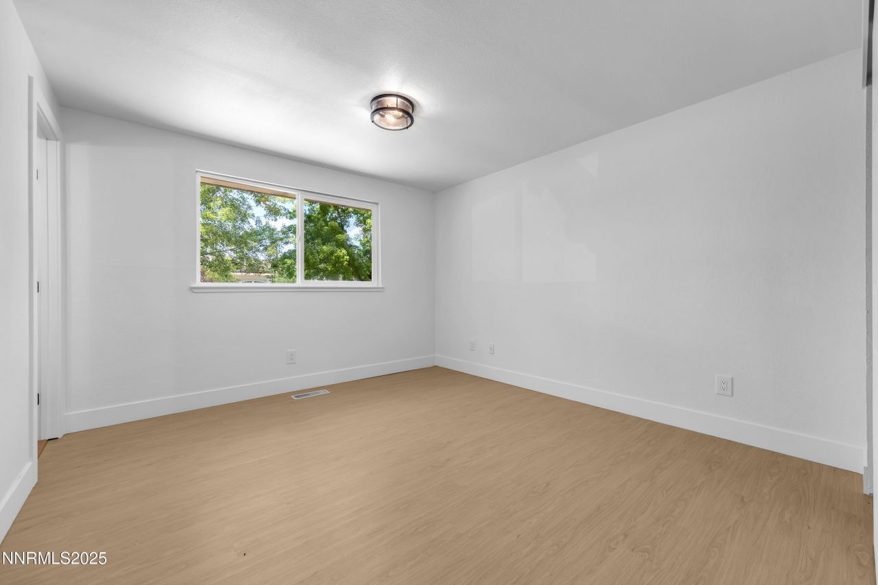 30 N Patterson Place, Sparks, NV 89436 Photo