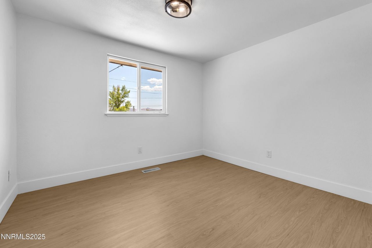 30 N Patterson Place, Sparks, NV 89436 Photo