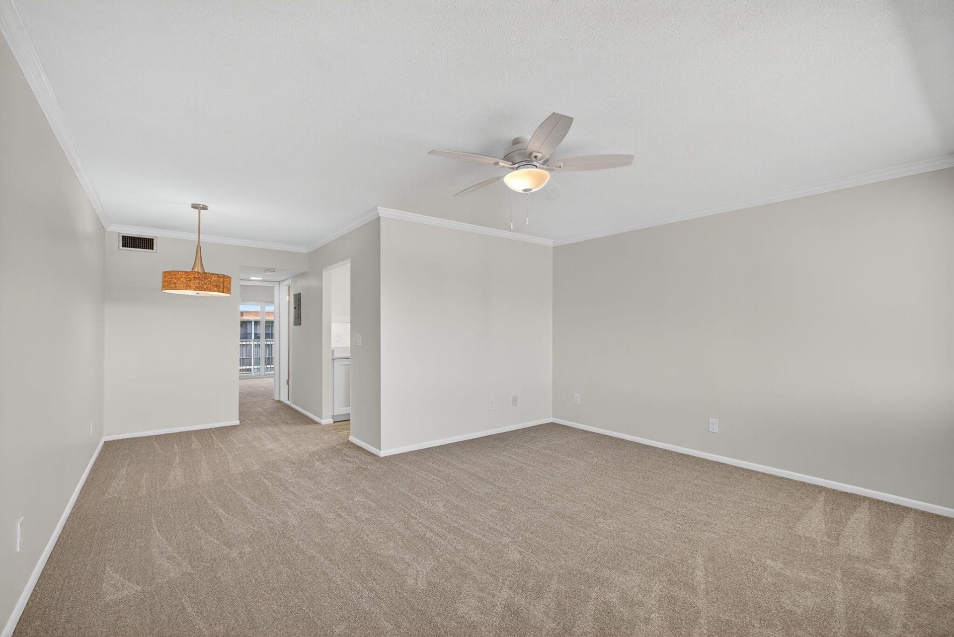 131 Doolen Court, Unit 304, North Palm Beach, FL 33408 Photo