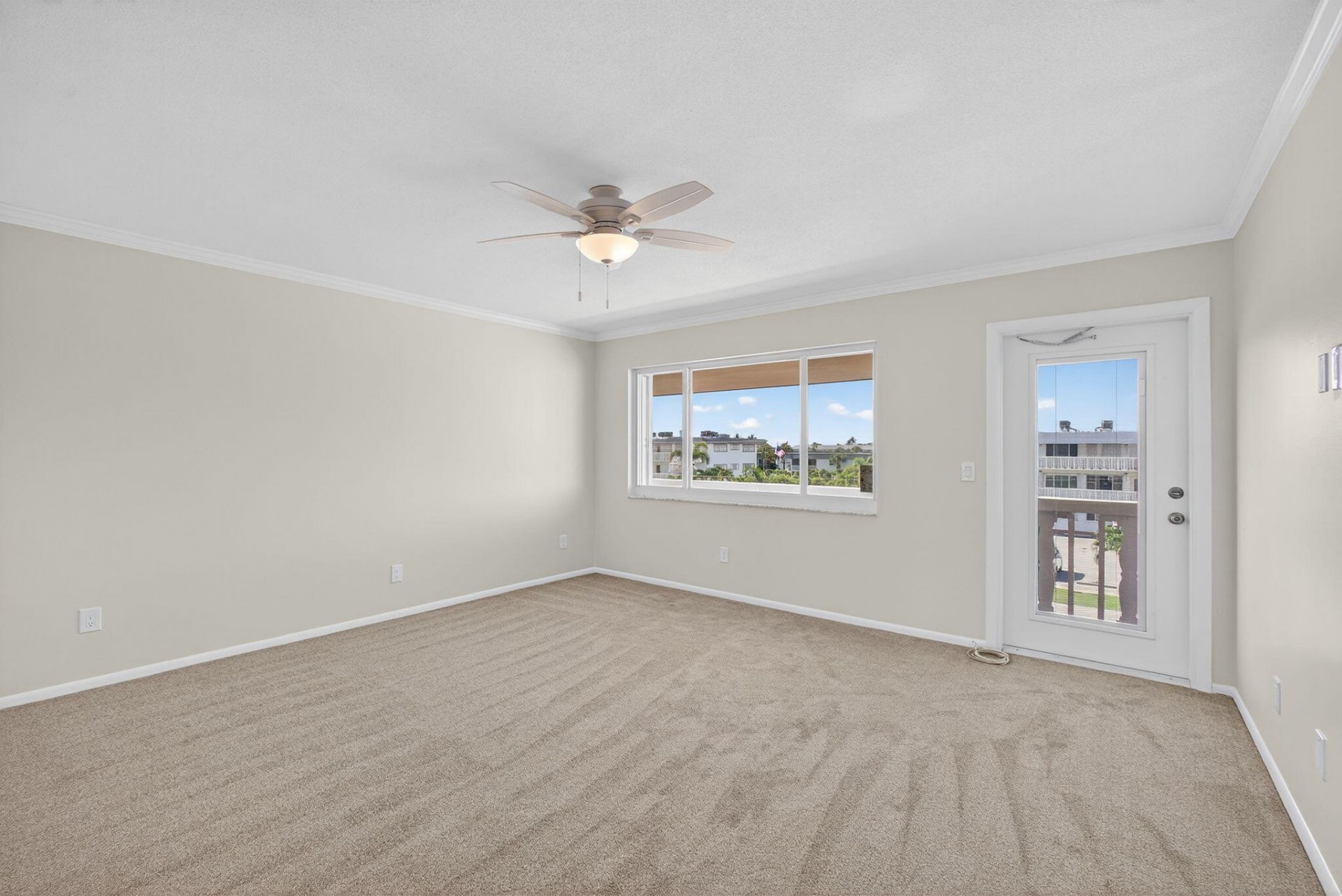 131 Doolen Court, Unit 304, North Palm Beach, FL 33408 Photo