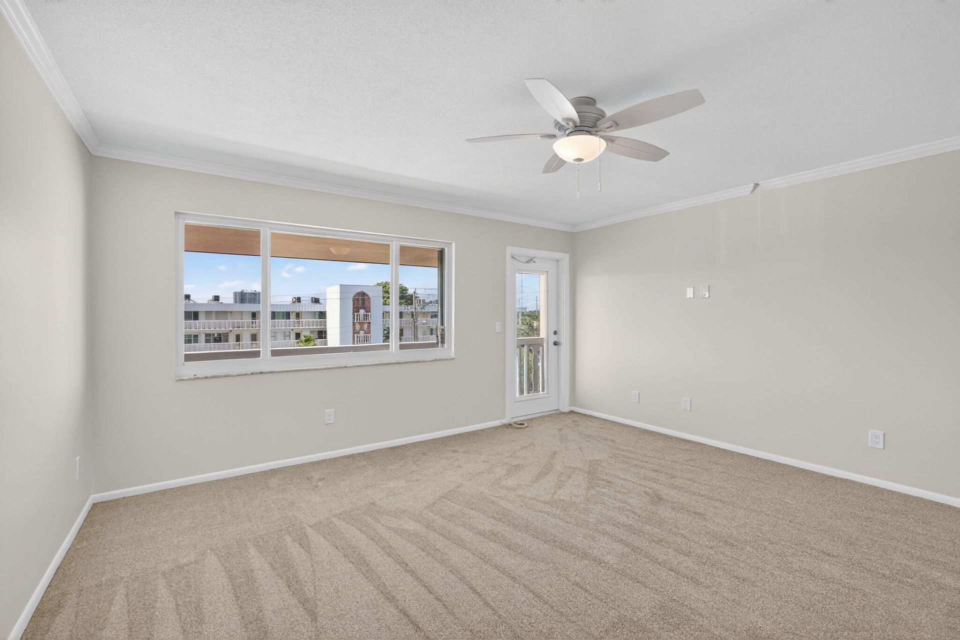 131 Doolen Court, Unit 304, North Palm Beach, FL 33408 Photo