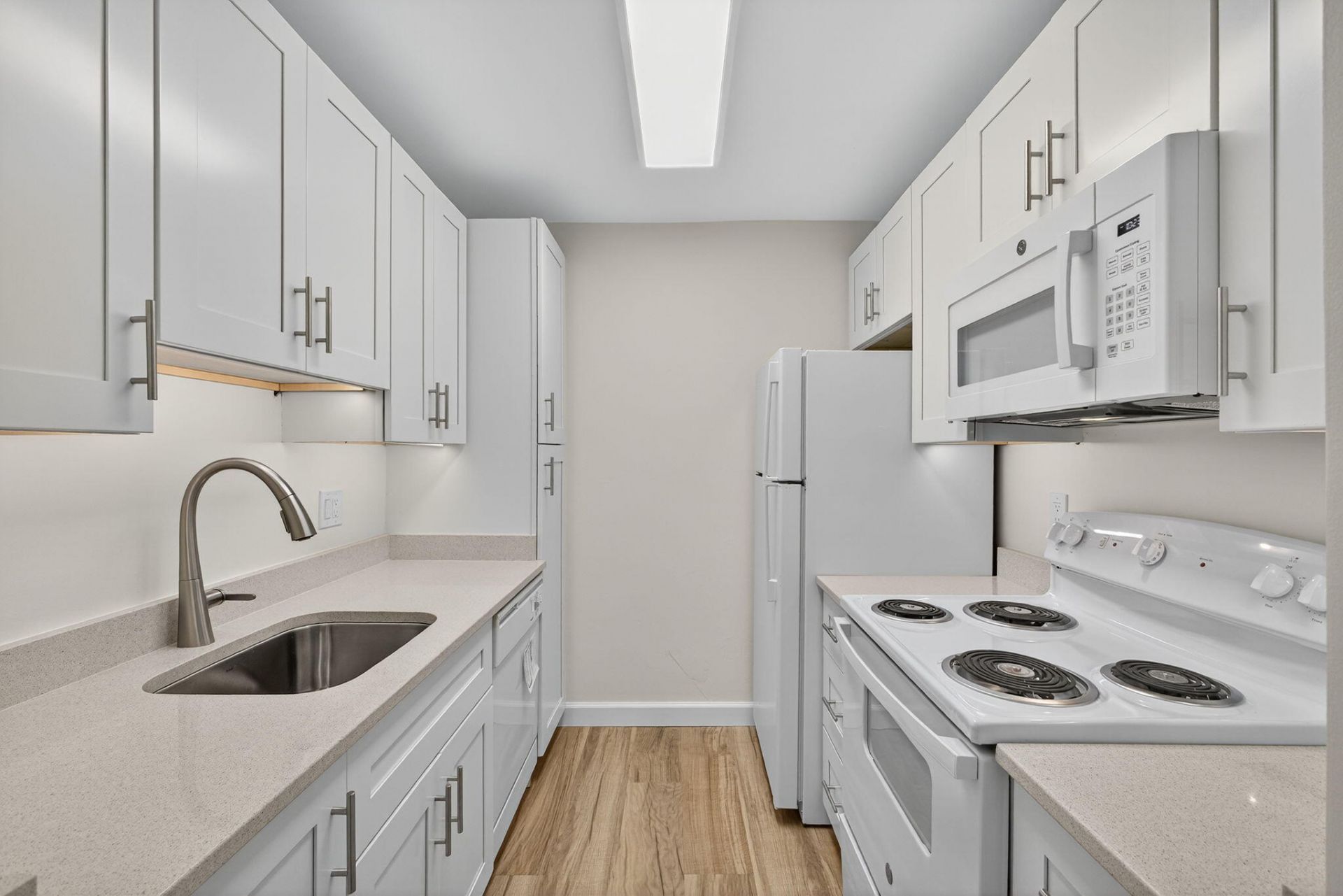 131 Doolen Court, Unit 304, North Palm Beach, FL 33408 Photo