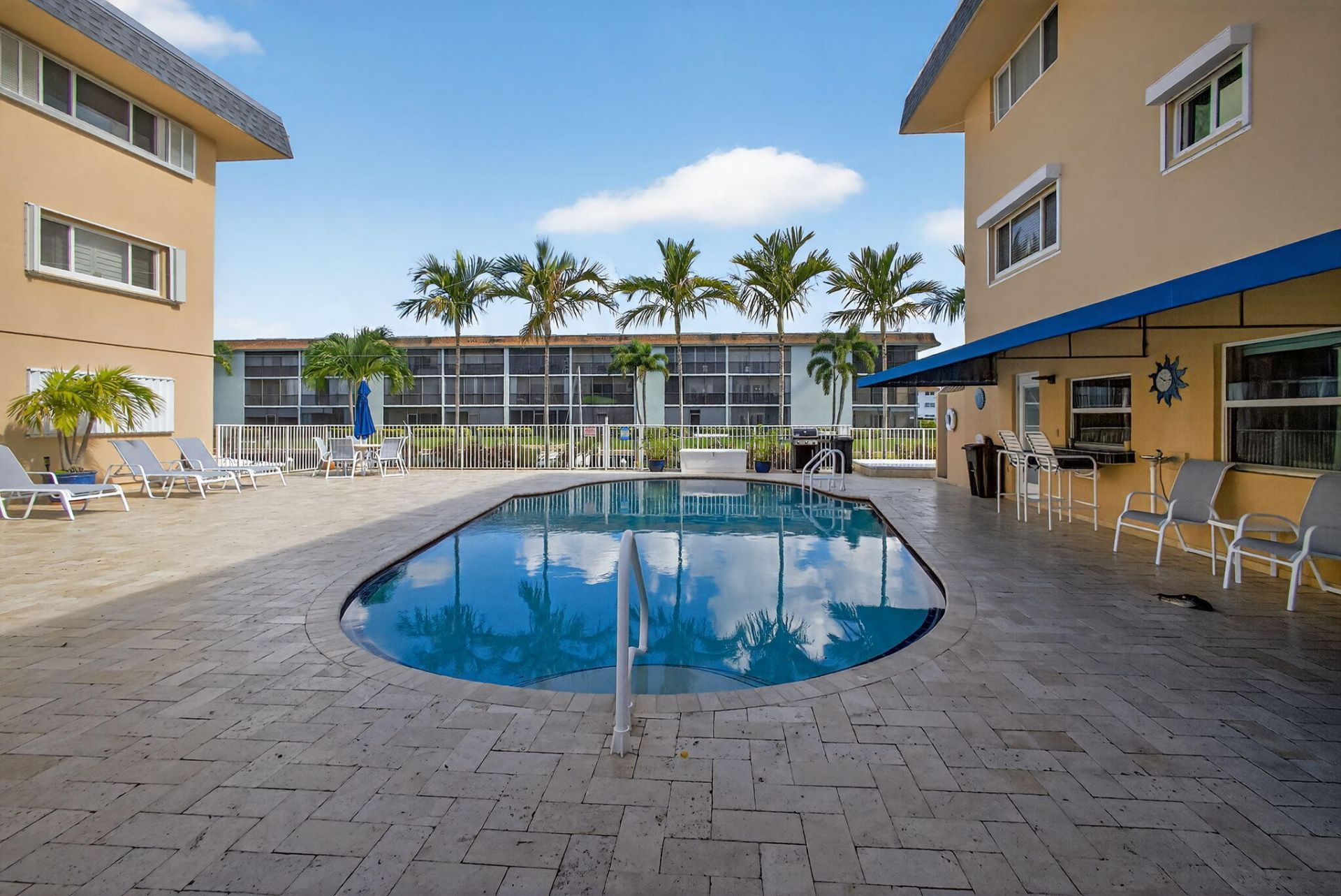 131 Doolen Court, Unit 304, North Palm Beach, FL 33408 Photo