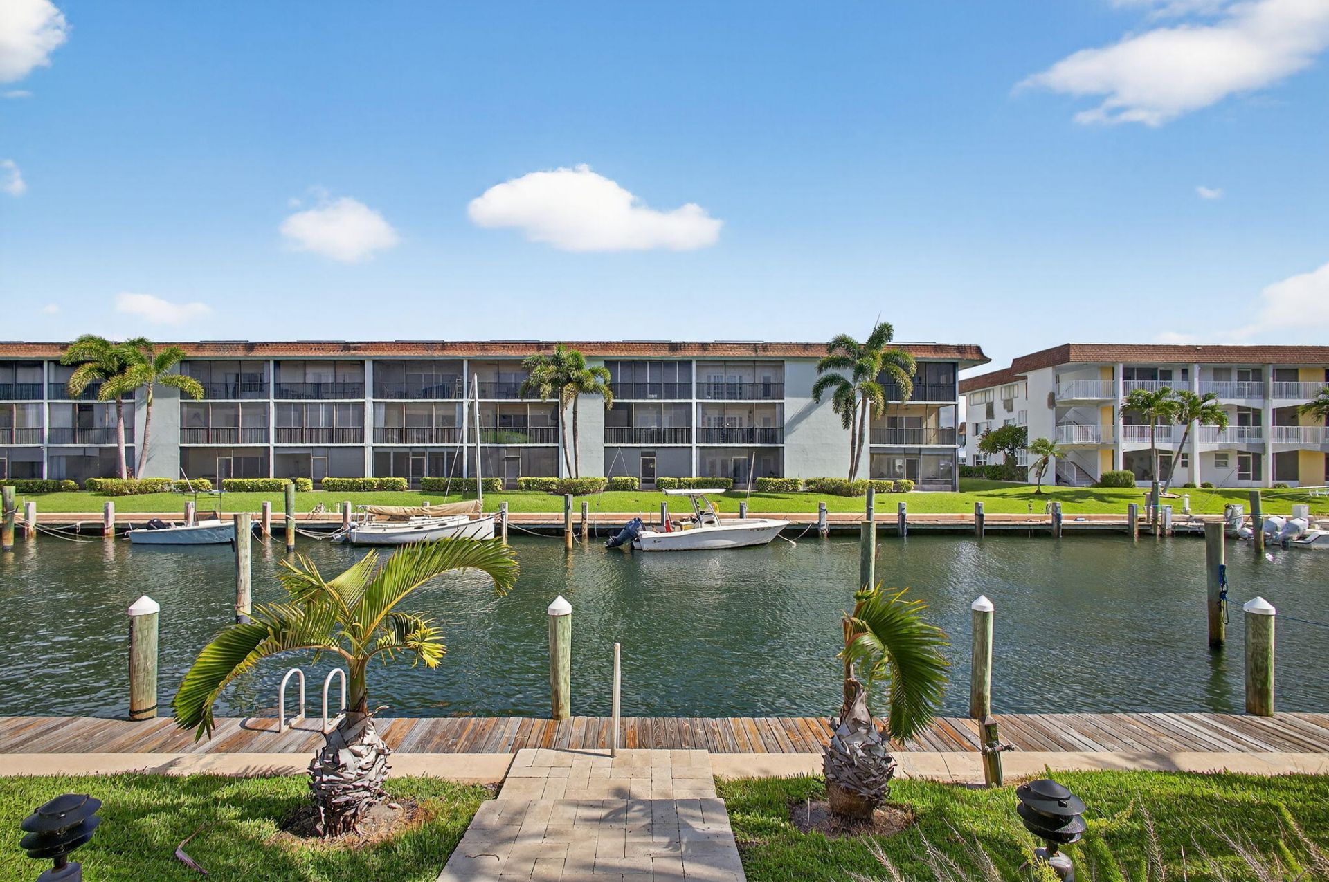 131 Doolen Court, Unit 304, North Palm Beach, FL 33408 Photo