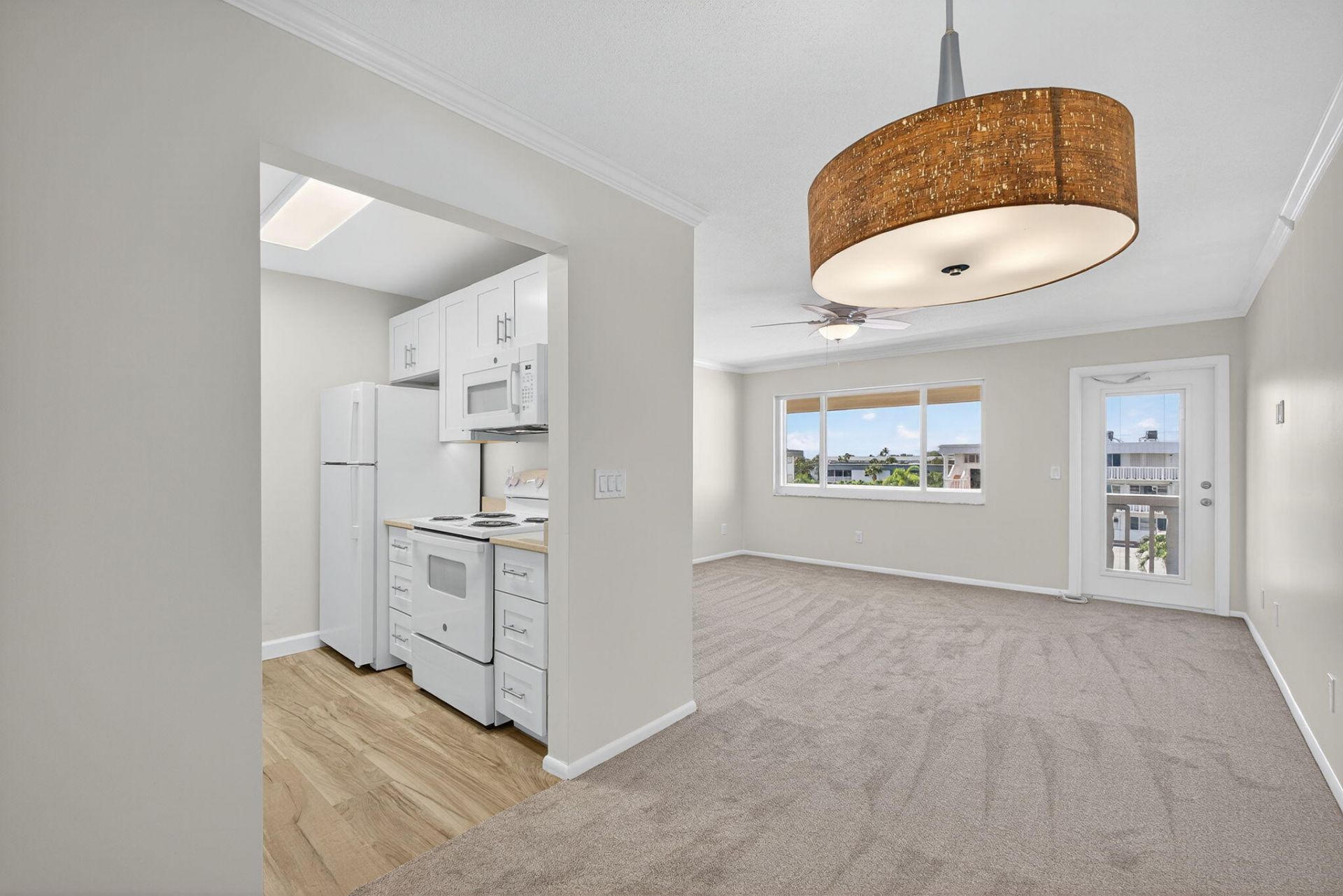 131 Doolen Court, Unit 304, North Palm Beach, FL 33408 Photo