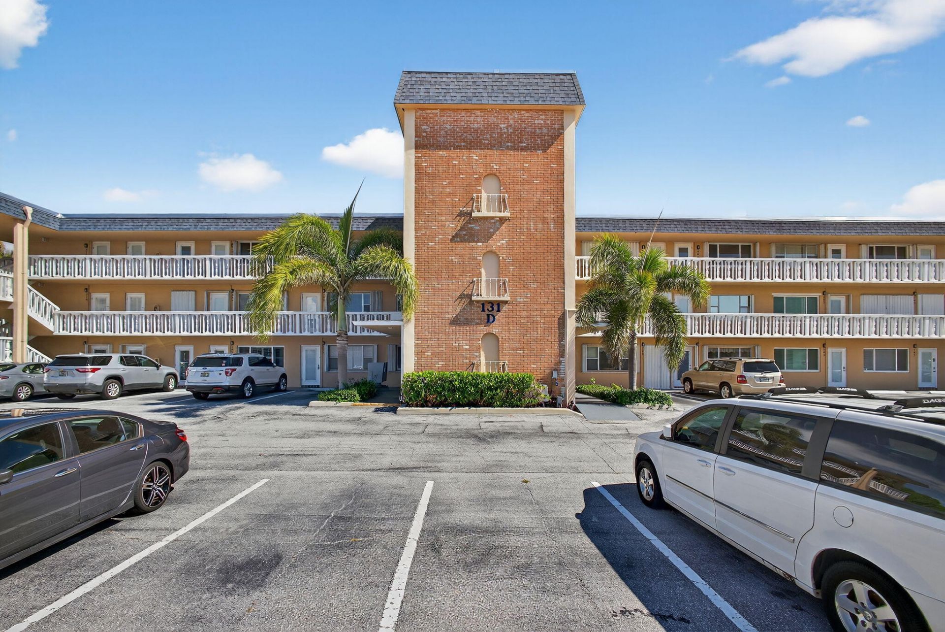 131 Doolen Court, Unit 304, North Palm Beach, FL 33408 Photo