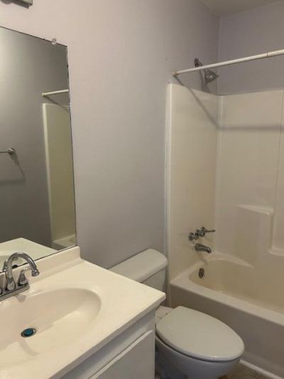 1004 Greencastle Drive Photo 24