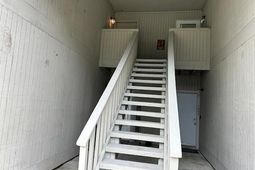 1004 Greencastle Drive photo 4