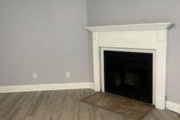 1004 Greencastle Drive photo 4