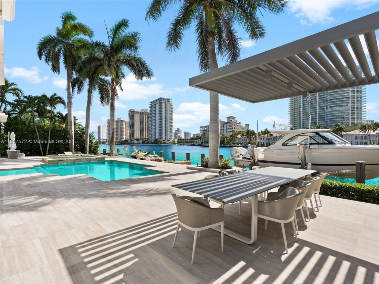 224 S Island, Golden Beach, FL 33160 Photo