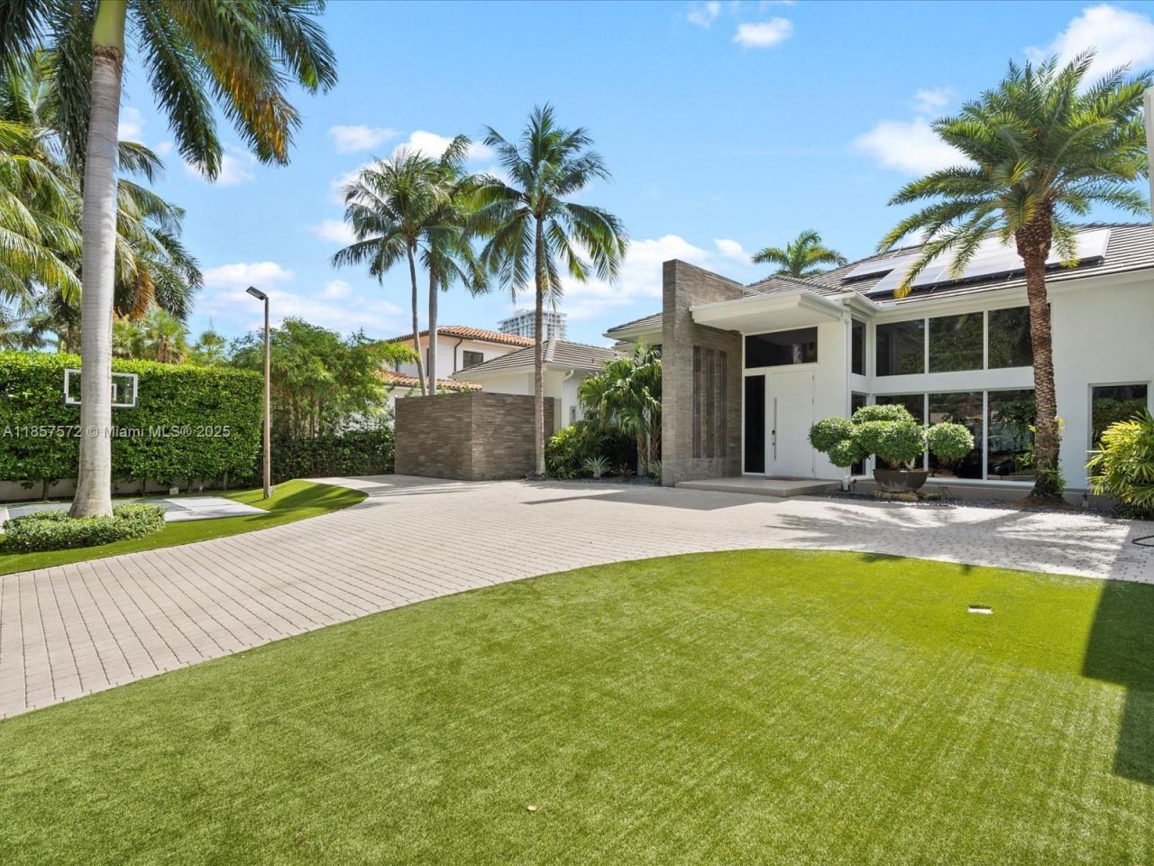 224 S Island, Golden Beach, FL 33160 Photo