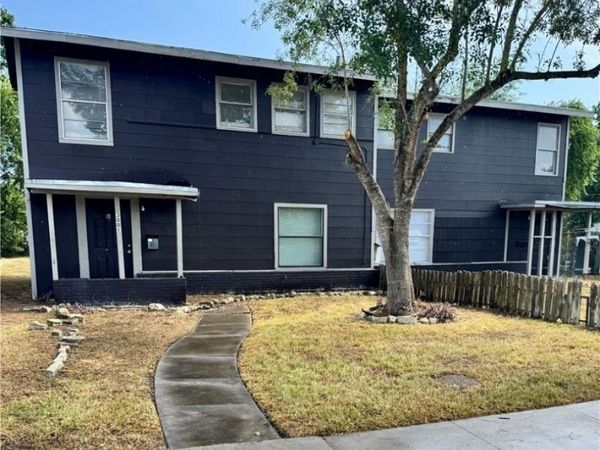 3001 E Rio Grande Street, Victoria, TX 77901