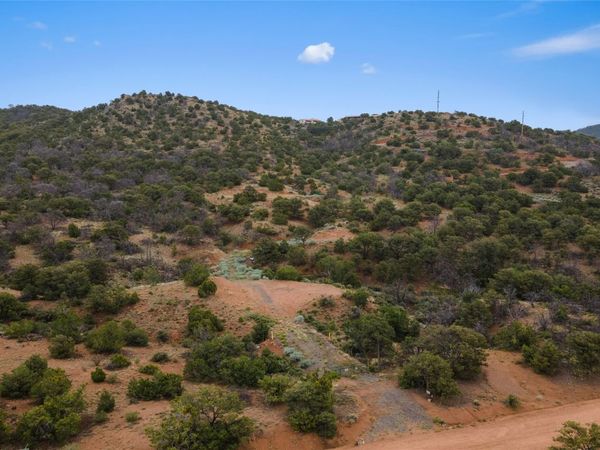 16 S Cloudstone Drive, Santa Fe, NM 87505