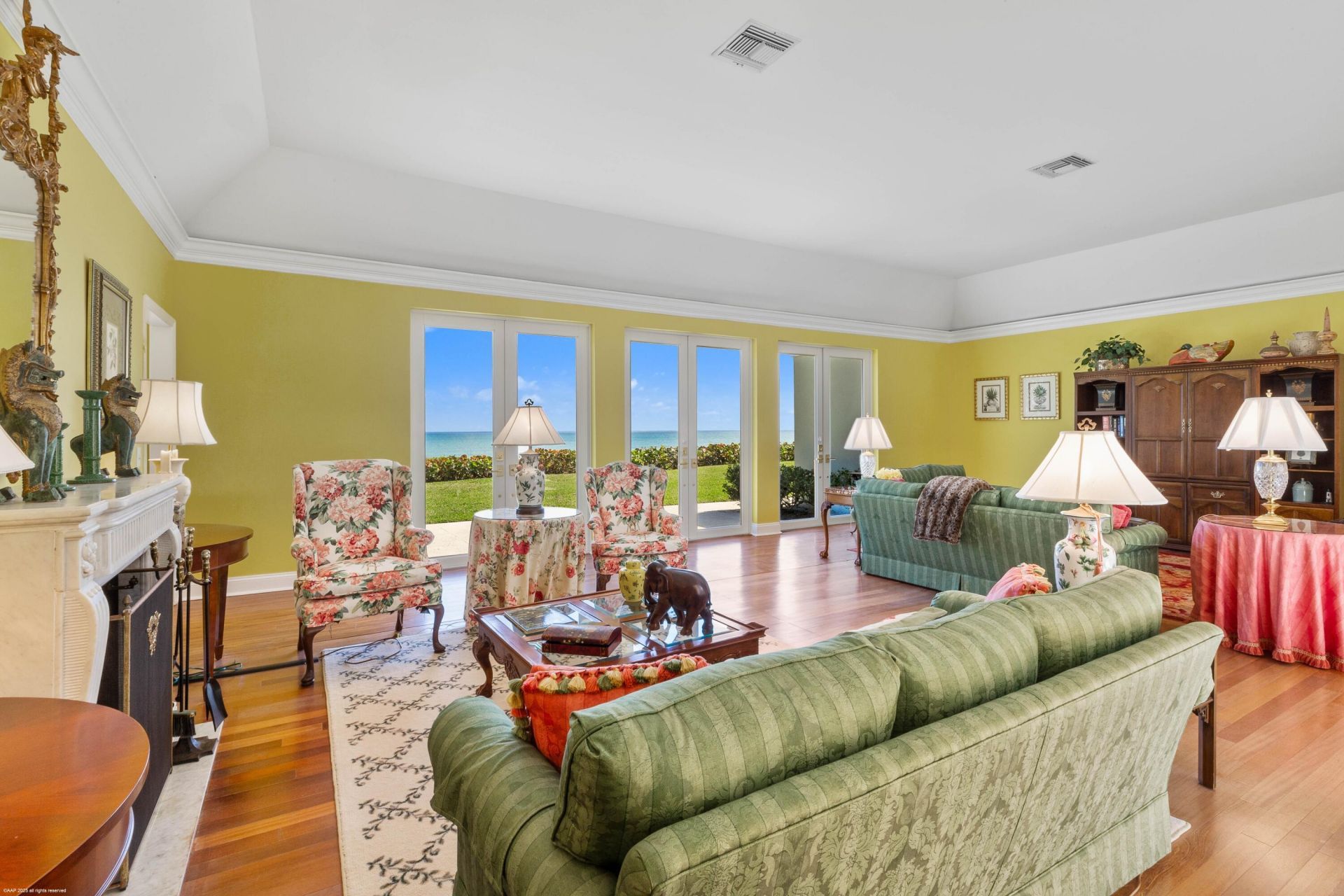 15 S Beach Road, Jupiter Island, FL 33455 Photo