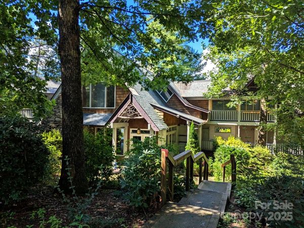447 Lily Pad Lane, Flat Rock, NC 28731