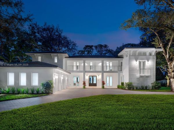 5835 SW 81st St, South Miami, FL 33143