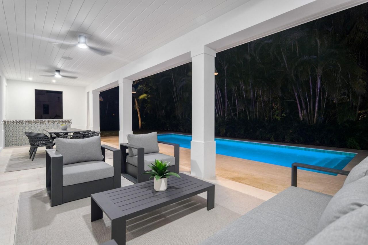 5835 SW 81st St, South Miami, FL 33143 Photo