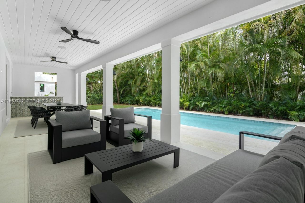 5835 SW 81st St, South Miami, FL 33143 Photo