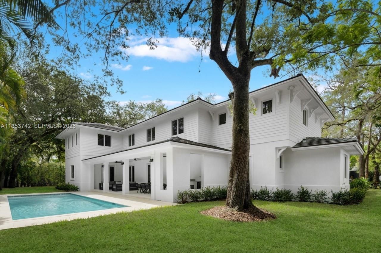 5835 SW 81st St, South Miami, FL 33143 Photo