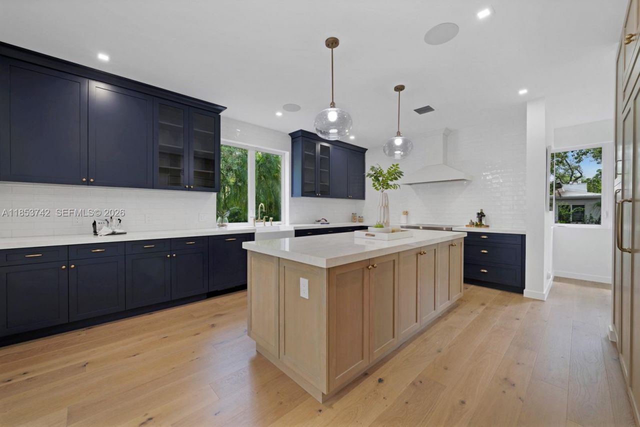 5835 SW 81st St, South Miami, FL 33143 Photo